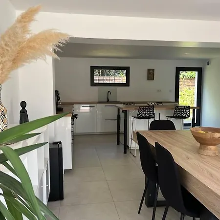 La Maison Du Bonheur Entre Bordeaux Et Ocean Holiday home
